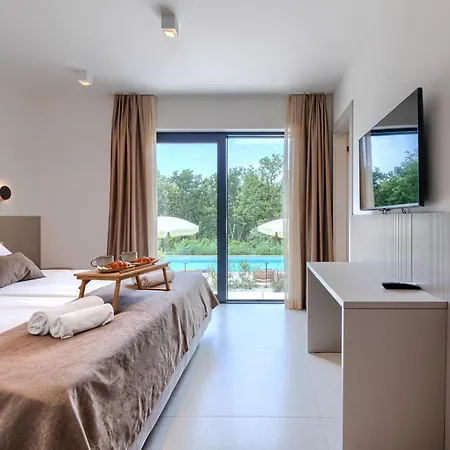 La Mari By Interhome * Tinjan