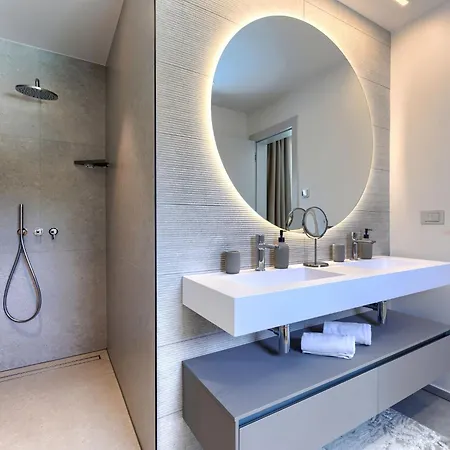 La Mari By Interhome * Tinjan