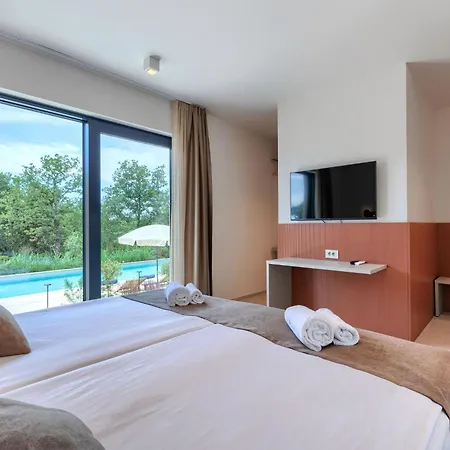 بيت للعطل La Mari By Interhome Tinjan