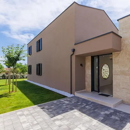 La Mari By Interhome Holiday home Tinjan