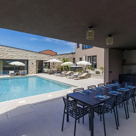 Holiday home La Mari By Interhome Tinjan