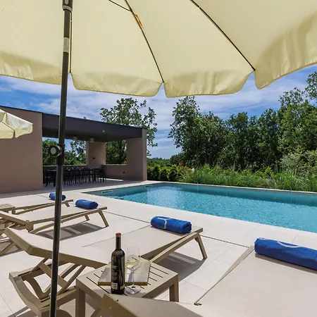 La Mari By Interhome