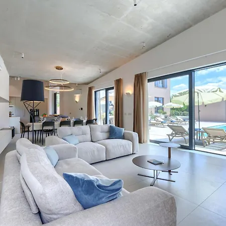 Holiday home La Mari By Interhome