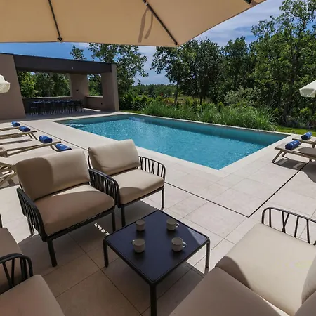 Holiday home La Mari By Interhome Tinjan