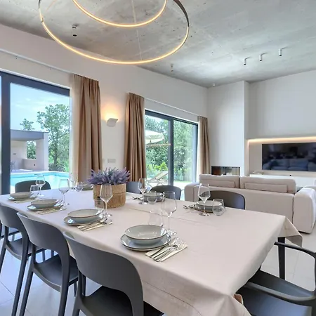 La Mari By Interhome